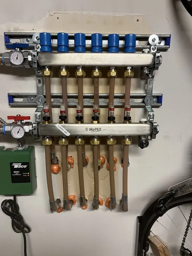 Plumber performing Leak Detection at a residential property in Coraopolis